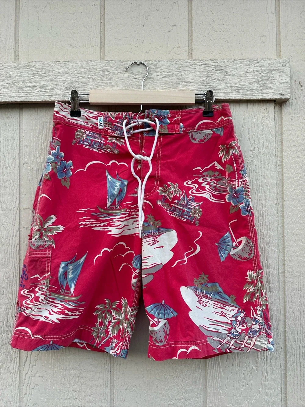 Vintage American Eagle Swim Suit Men’s Size 30 Red Hawaiian Beach Surfboard 🏄